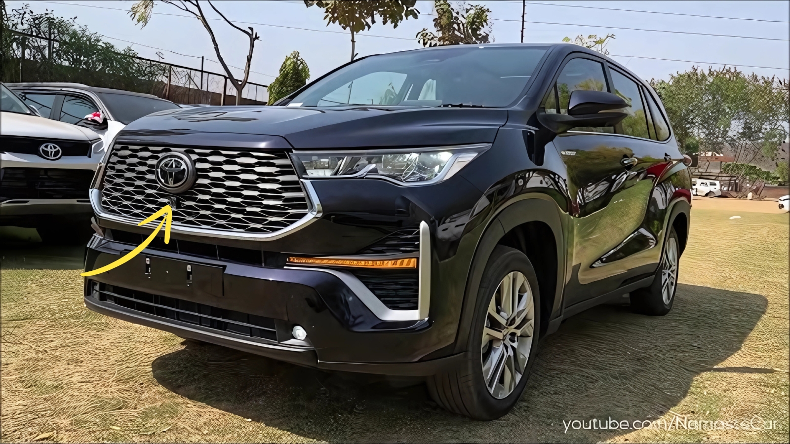 Toyota Innova Hycross